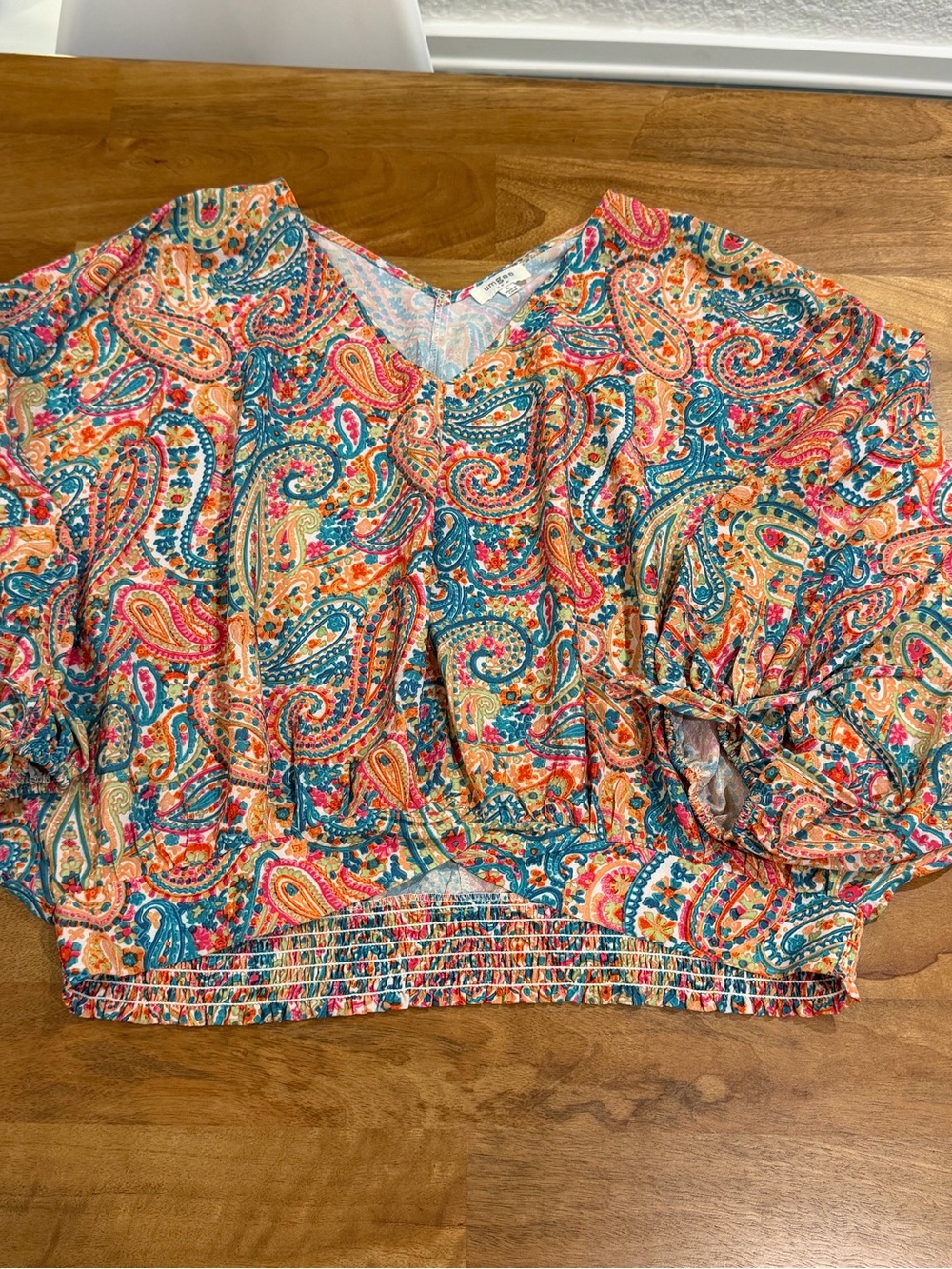 Umgee Multicolor Paisley V-Neck Crop Top w/ Relaxed Flowy Sleeves - Size Large